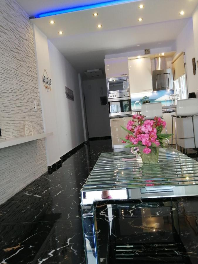 Totani Lux Apartment Peraia  Ngoại thất bức ảnh