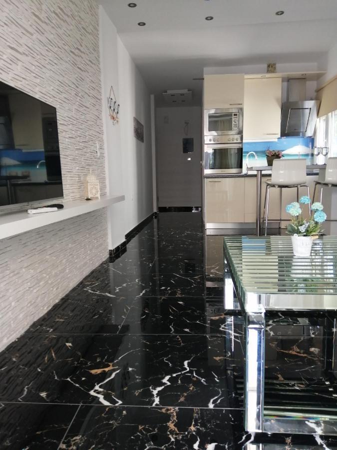 Totani Lux Apartment Peraia  Ngoại thất bức ảnh